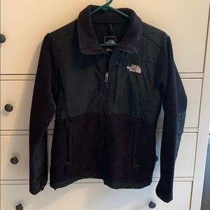 The North Face Woman’s Denali Jacket